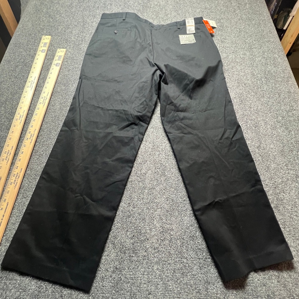 NEW w/tags Dockers Mens Easy Khaki D3 Classic Fit Flat Front Pants Black 42x30 - Picture 11 of 13